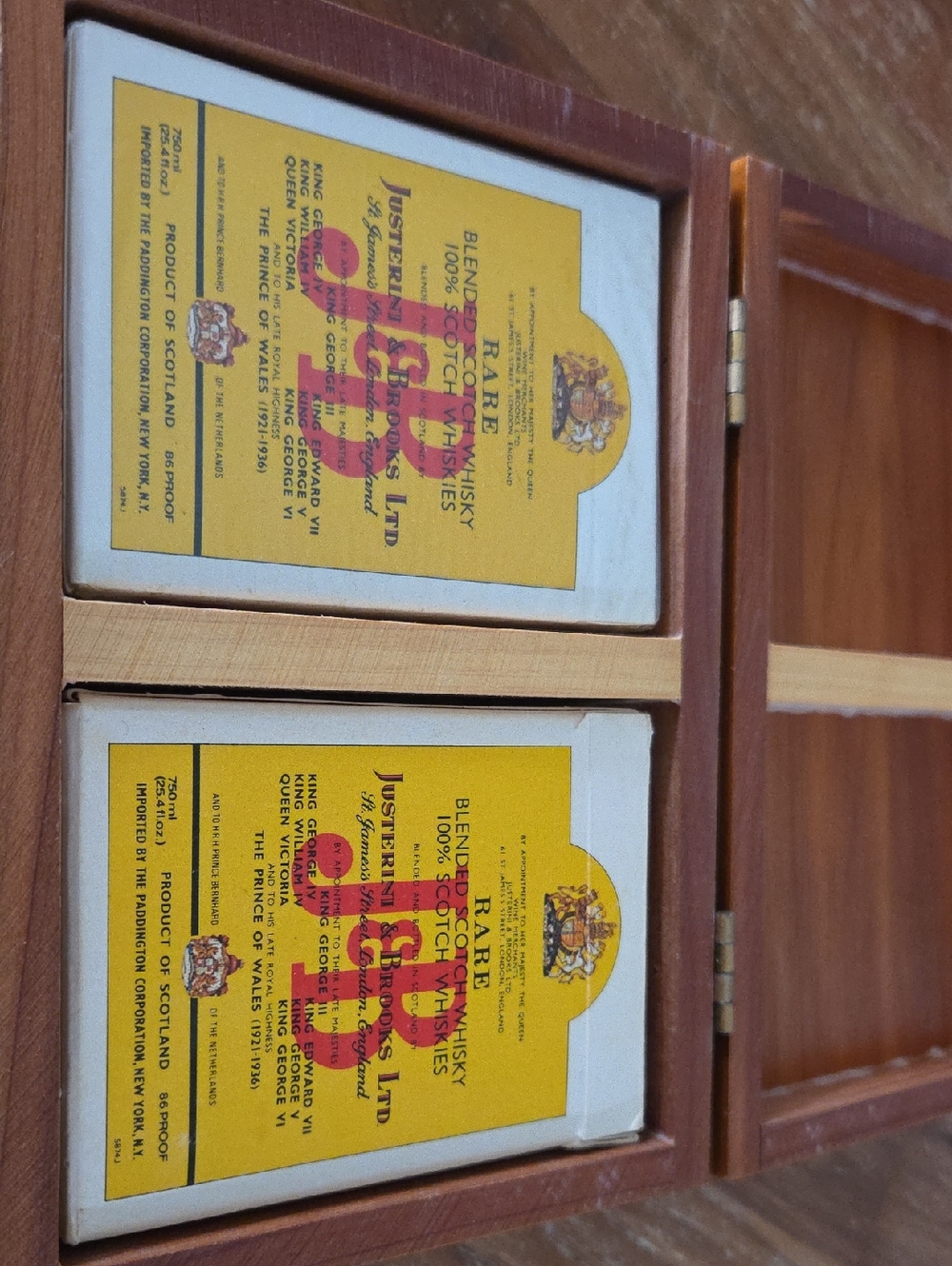 J & B Rare Scotch Whisky Collectible Double Deck playing cards with wooden box